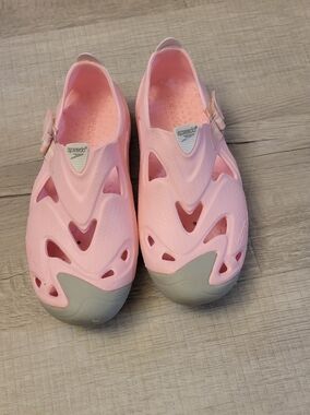 Speedo Pink and Gray Kids Water Shoes